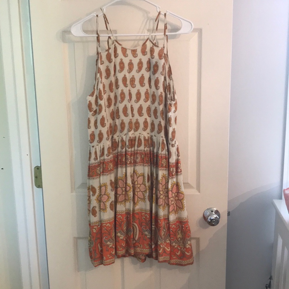 MINKPINK size M flowy dress